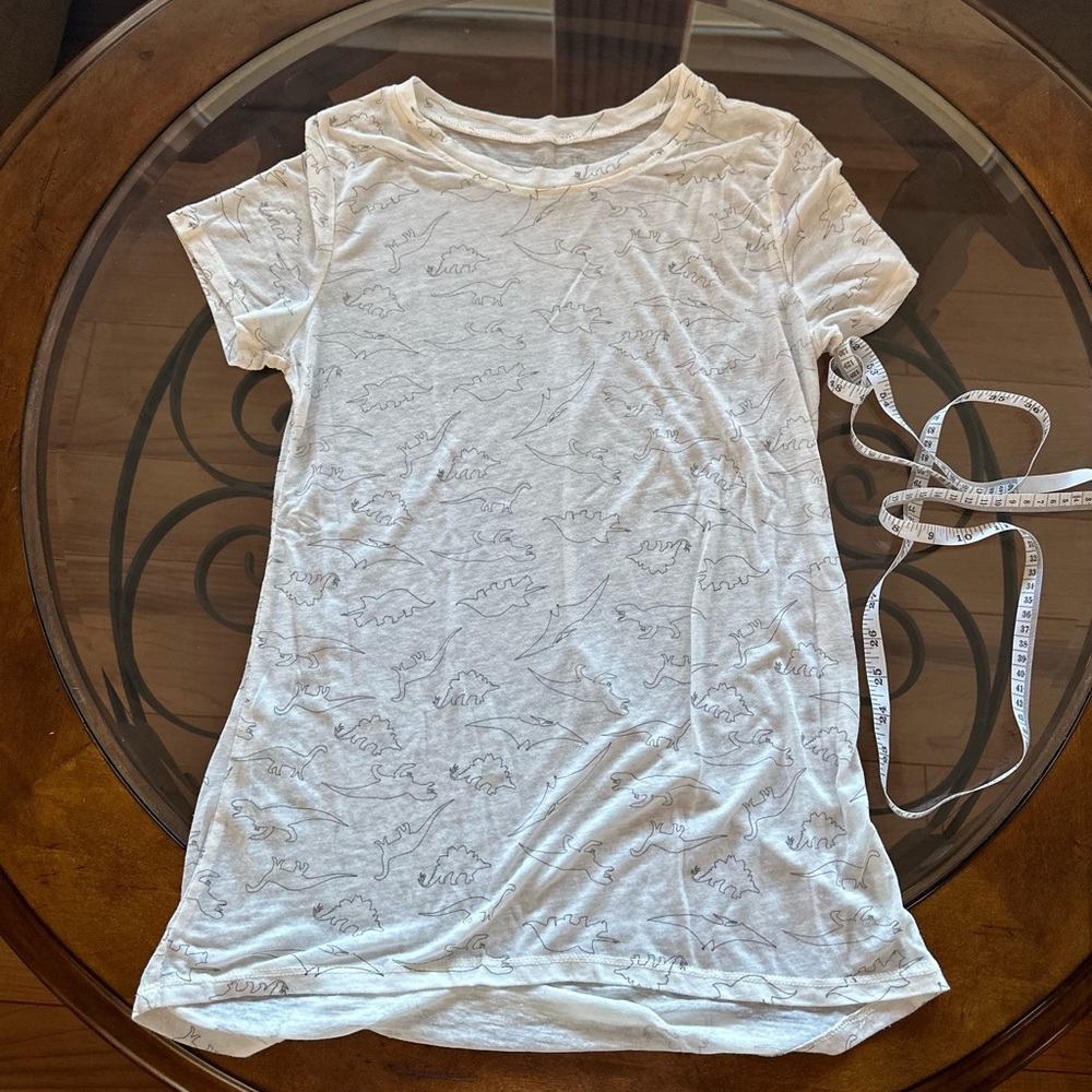 Dinosaur T shirt SZ XS